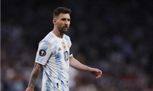 黄克诚两次反驳陈毅，曾拍案称其乱指挥，陈老总的反应令人敬佩！